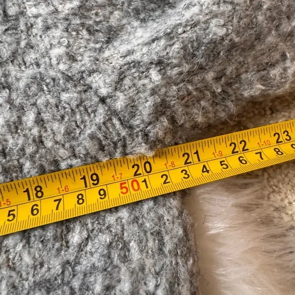 Lulu's Size Small Content and Cozy Heather Grey Fuzzy Knit Oversized Sweater - Picture 7 of 8